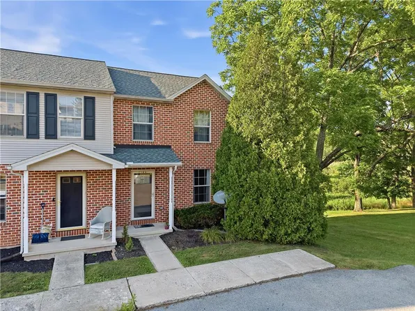 7169 Logan Dr, New Tripoli, PA 18066