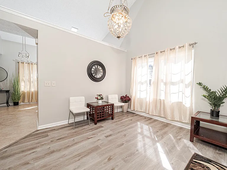 837 Woodgrove St — Photo 22