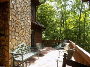 167 Jonathan Dr, Lowgap, NC 27024