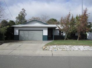 10122 N St, Live Oak, CA 95953