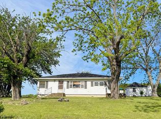 5521 Girlstown Road, Mountain Grove, MO 65711