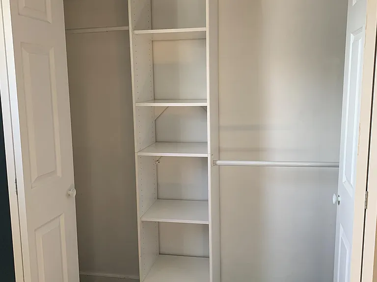 15009 Tudor Ave — Photo 10