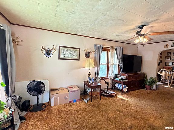 2nd image of 209 W Yates Ave