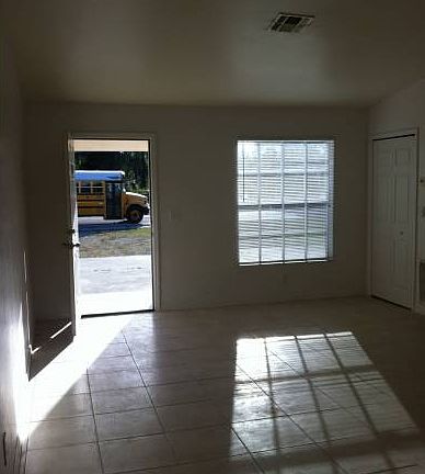 5th image of 4964 Leonard Blvd S