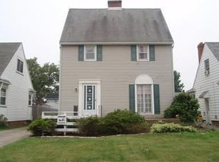 6303 Snow Rd, Parma, OH 44129