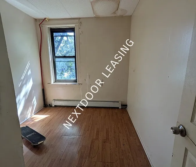 11 Grant Ave #2 — Photo 6