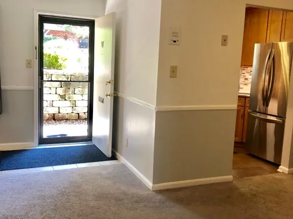 221 N Clifton Ave APT 37, Louisville, KY 40206