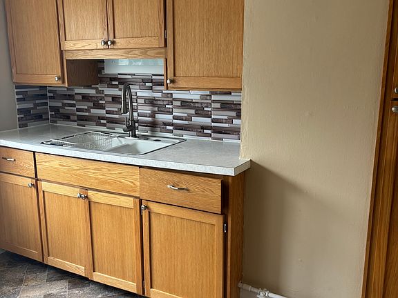 5th image of 293 Potters Road # Fl 2nd