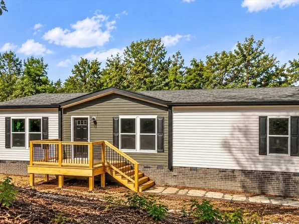 3827 Demory Rd, La Follette, TN 37766