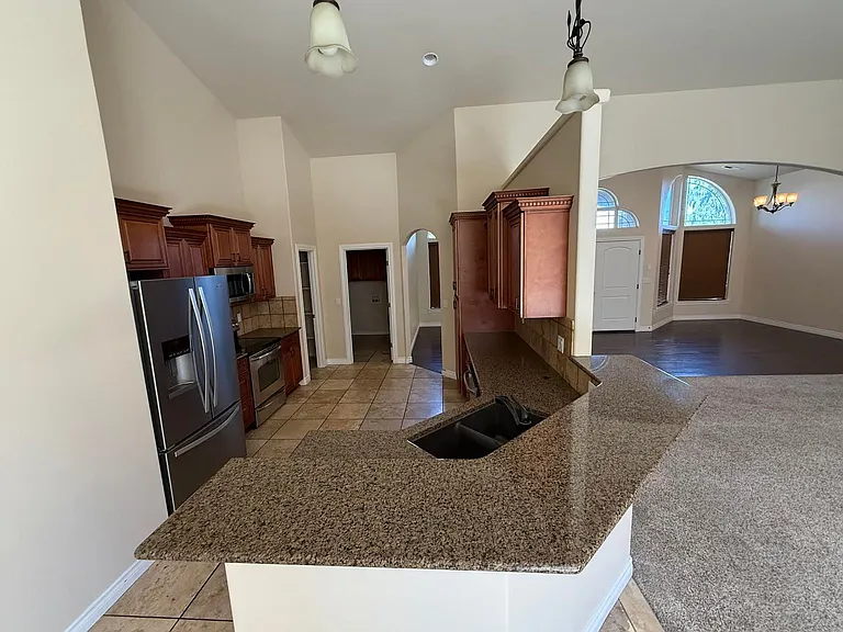 1399 Belmont Blvd — Photo 15