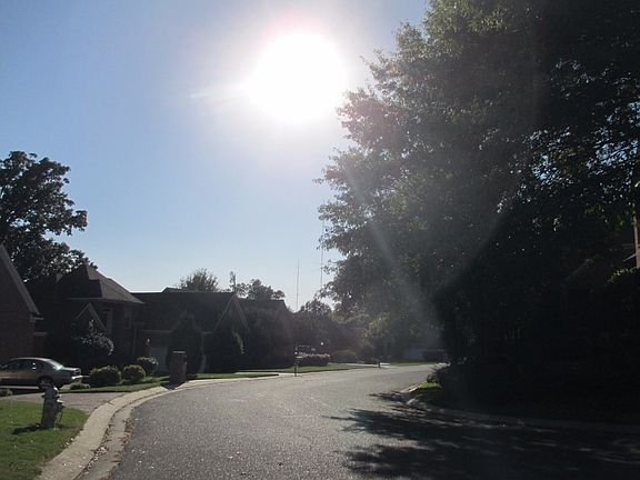 5th image of 1234 Grace Ann Ct