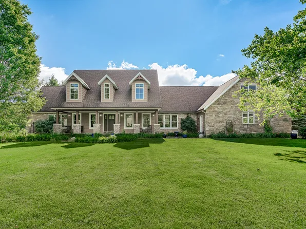 4790 Hidden Shore Dr, Kalamazoo, MI 49048