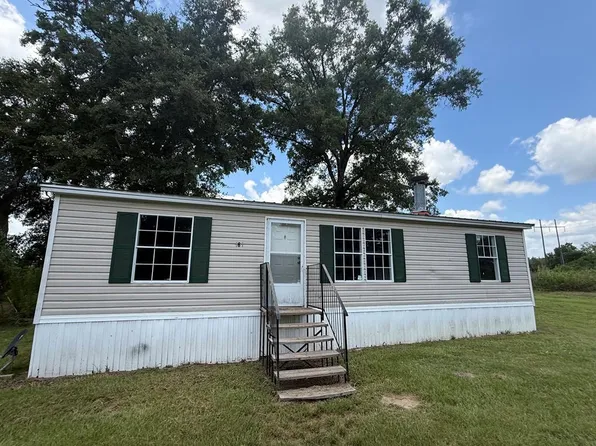 161 Chinaberry Dr, Dawson, GA 39842