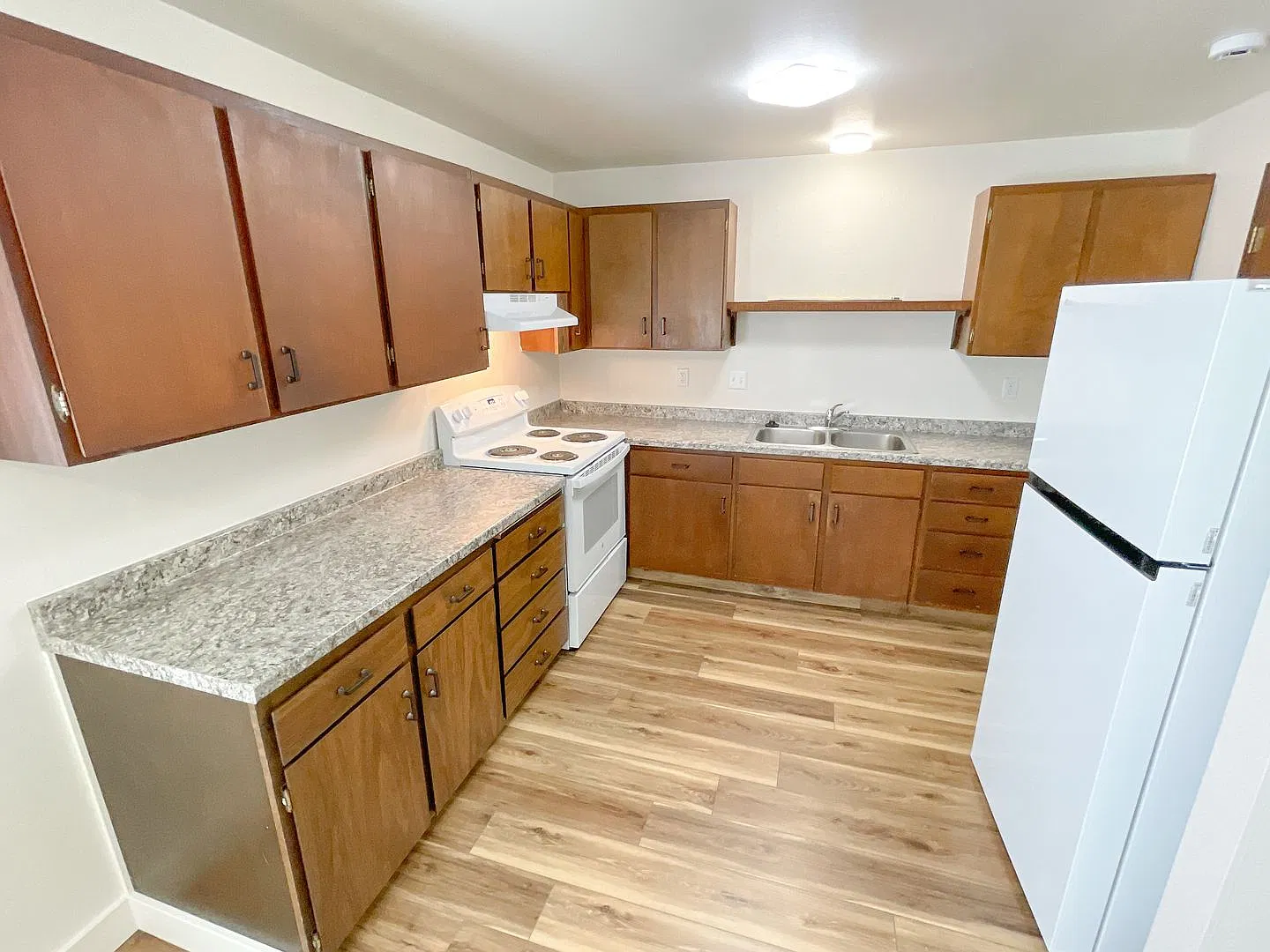 3 Bedroom, 1.5 Bath House — Photo 4