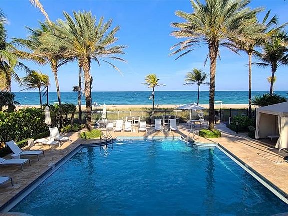 3rd image of 4511 El Mar Dr APT 311