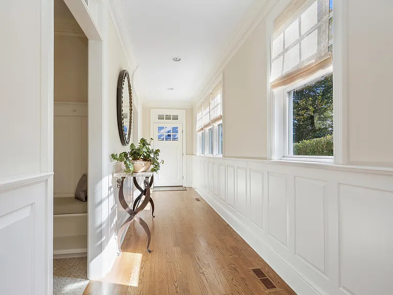 32 Reynolds Pl #A — Photo 8