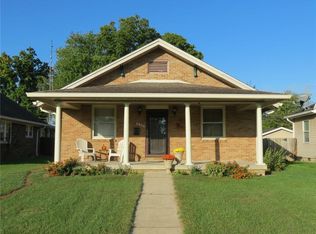 2406 Chestnut St, Columbus, IN 47201