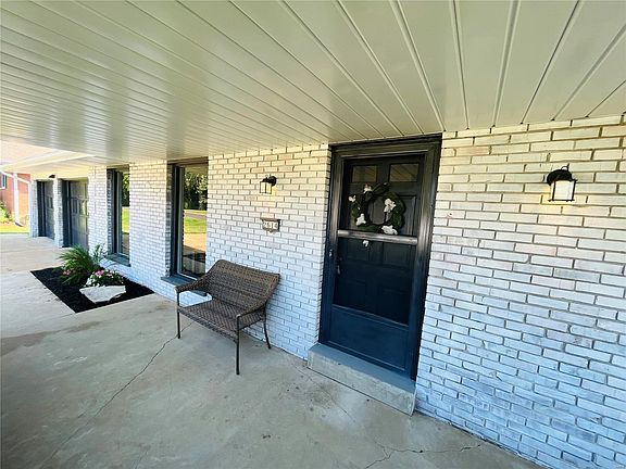 5th image of 2614 Shannon Ave