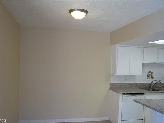3rd image of 5313 W Cheyenne Ave #2