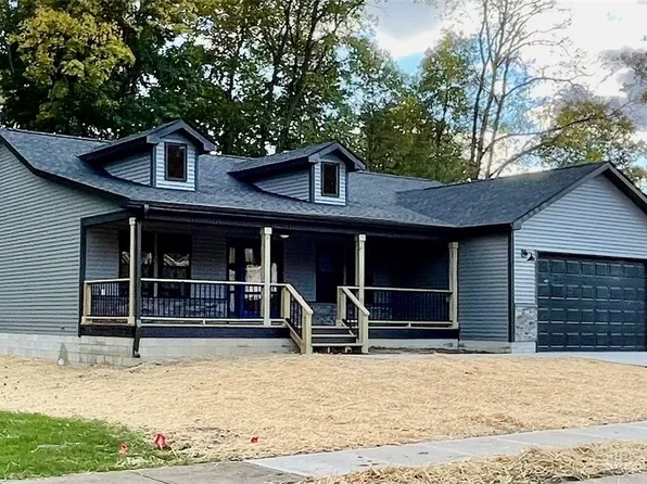 210 Esther Dr, Lewisburg, OH 45338