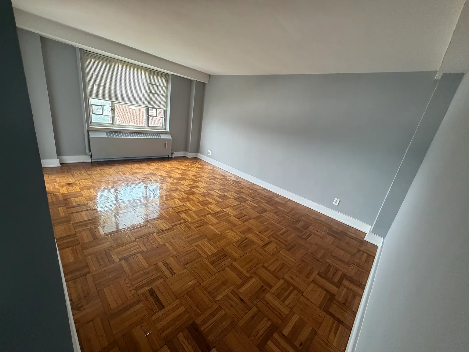 64th Ave, Fresh Meadows — Photo 4