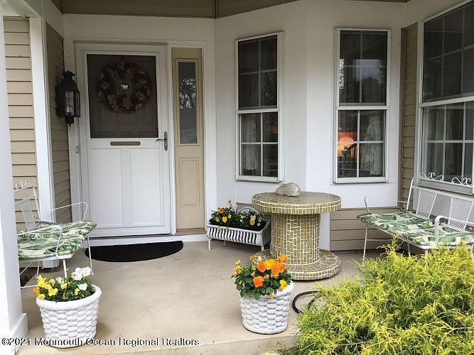 2nd image of 1006A Buckingham Dr