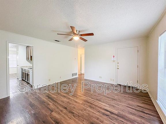 2nd image of 505B Phoenix Rd