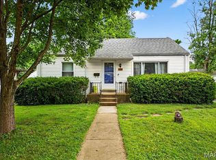 507 Coverdale Ln, Saint Louis, MO