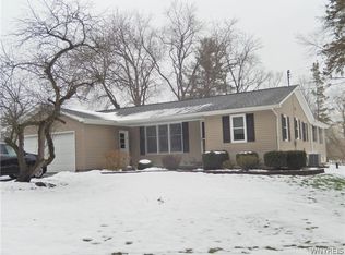 5727 Homestead Rd, Hamburg, NY 14075