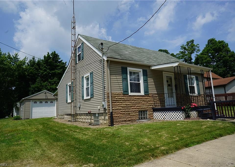 1st image of 465 Hawley Ave