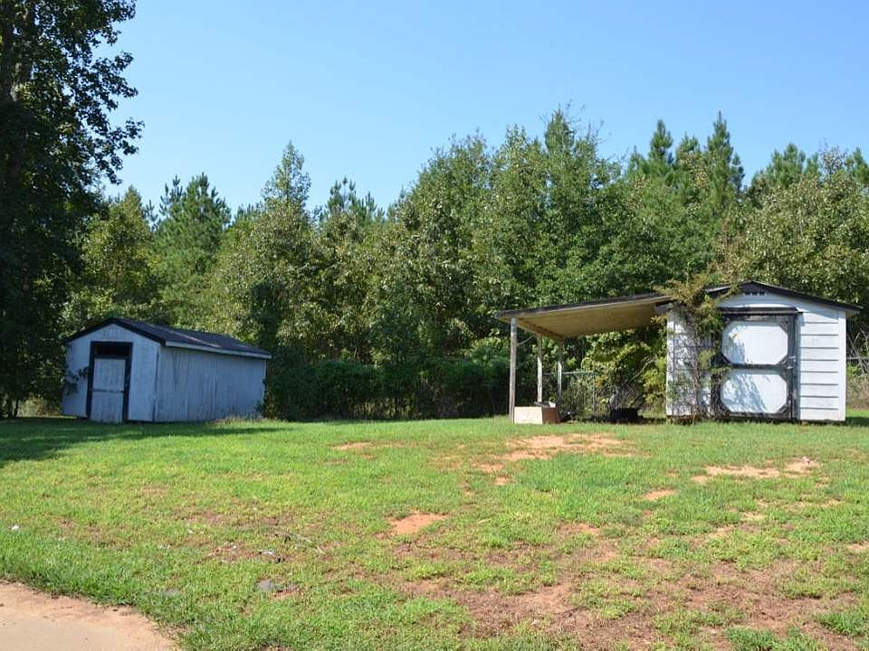 2nd image of 479 Bailey Rd