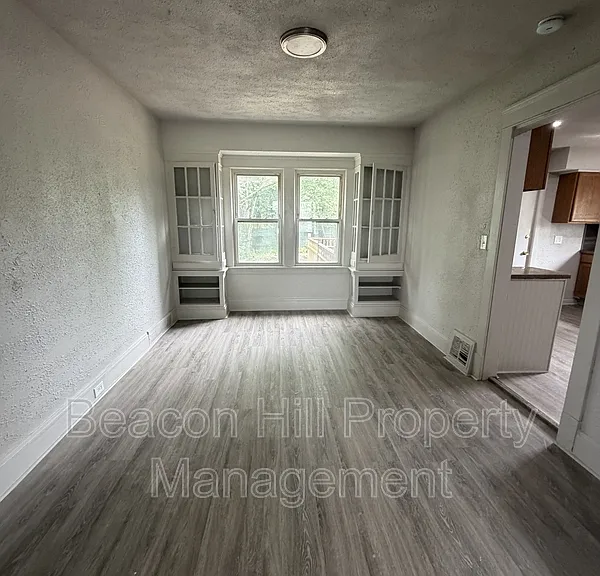 12609 Dove Ave — Photo 2