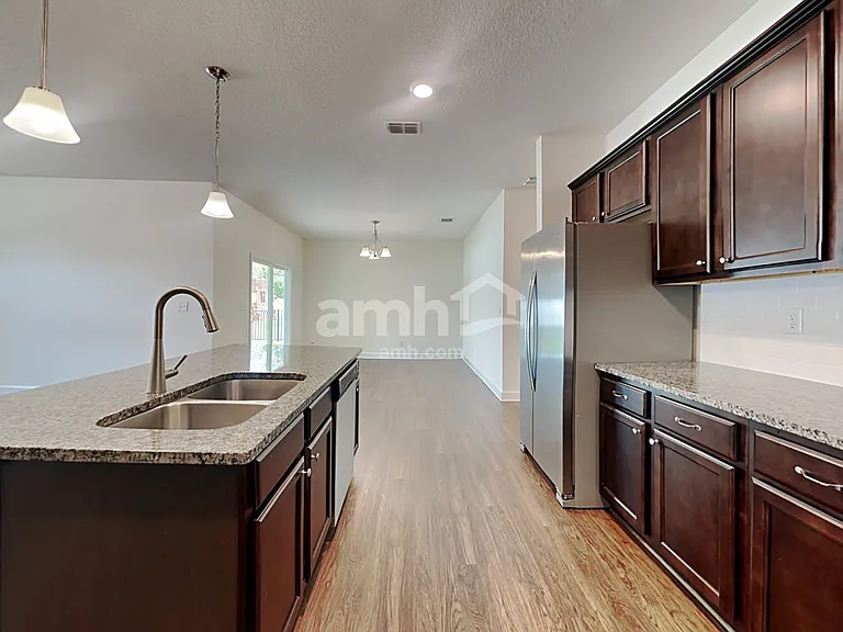 200 Windsong Acres Rd — Photo 4