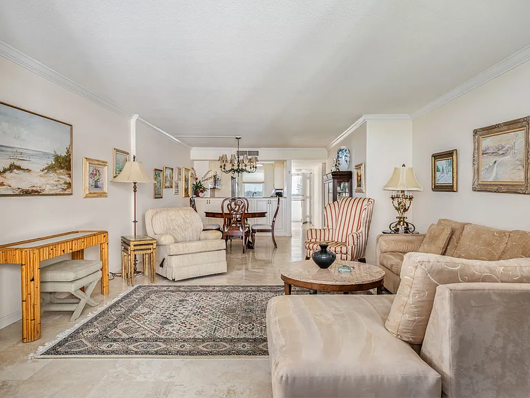 1480 Ocean Dr #4E — Photo 8