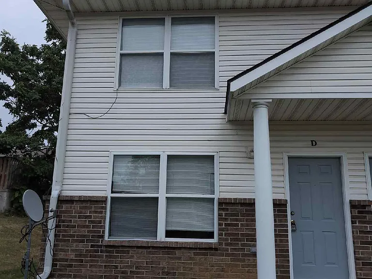 417 W King St #A — Photo 8