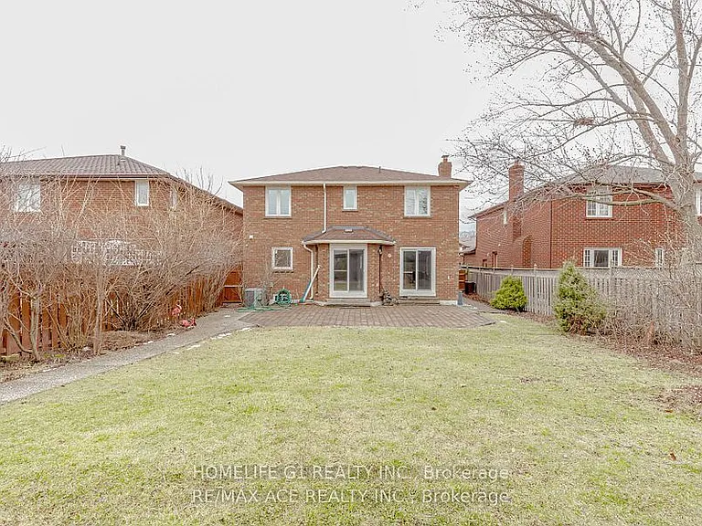 1319 Greenwood Cres — Photo 21