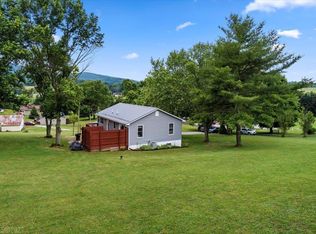 4424 Bluegrass Rd, Christiansburg, VA 24073