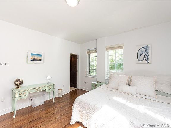 2nd image of 1614 Drexel Ave