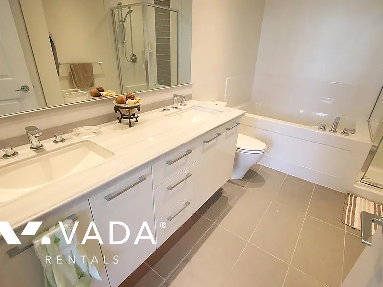4880 Bennett St #902 — Photo 11