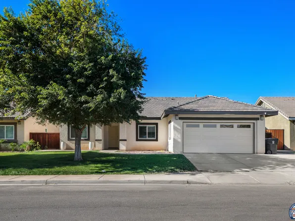 977 Santillan St, Brawley, CA 92227