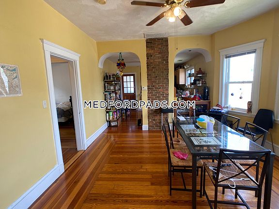 2nd image of 107 Yale St #2
