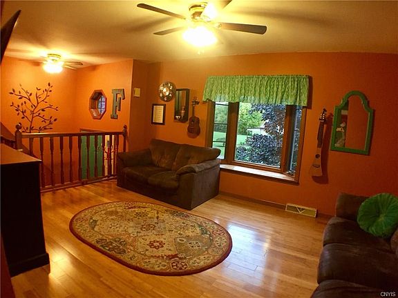 5th image of 5 Harmony Cir