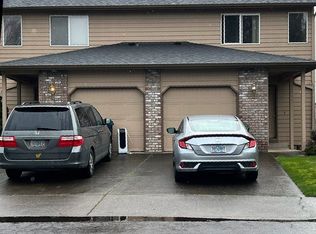 2757 S Cloverleaf Loop, Springfield, OR 97477