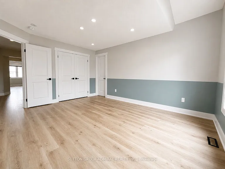 1320 Blackmore St — Photo 23