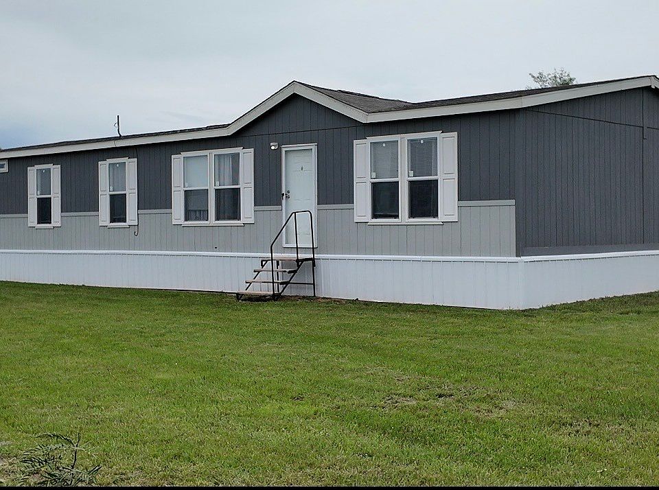 1st image of 2315 County Road 472