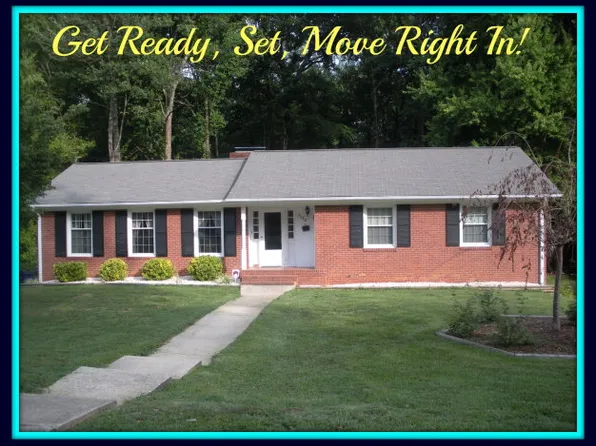 3320 Kinnamon Rd, Winston Salem, NC 27104