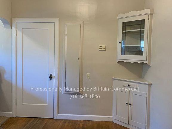 5th image of 3409 J St APT 8