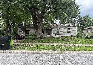 1st image of 16002 E 17th St S