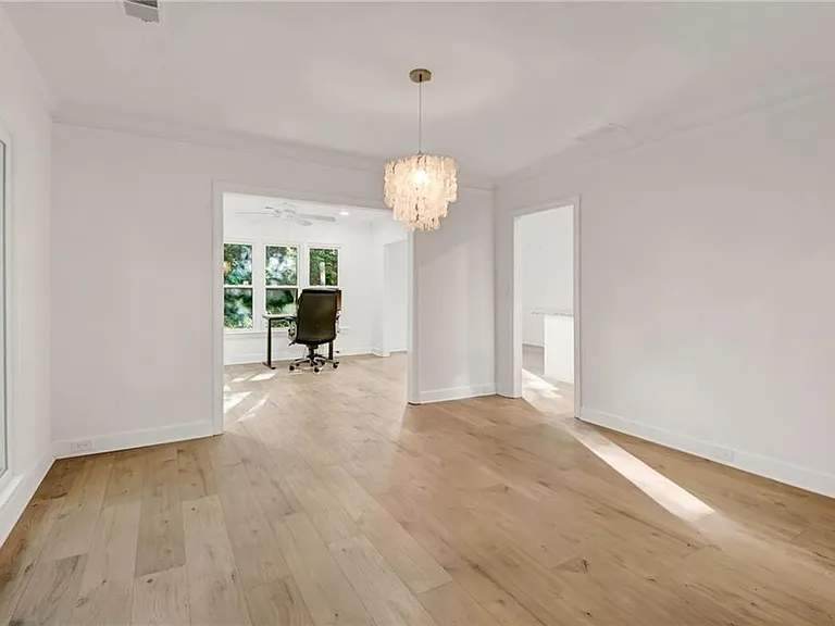 1055 Downing Ct NE — Photo 16