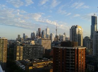 15 Maitland Pl #905, Toronto, ON M4Y2X3